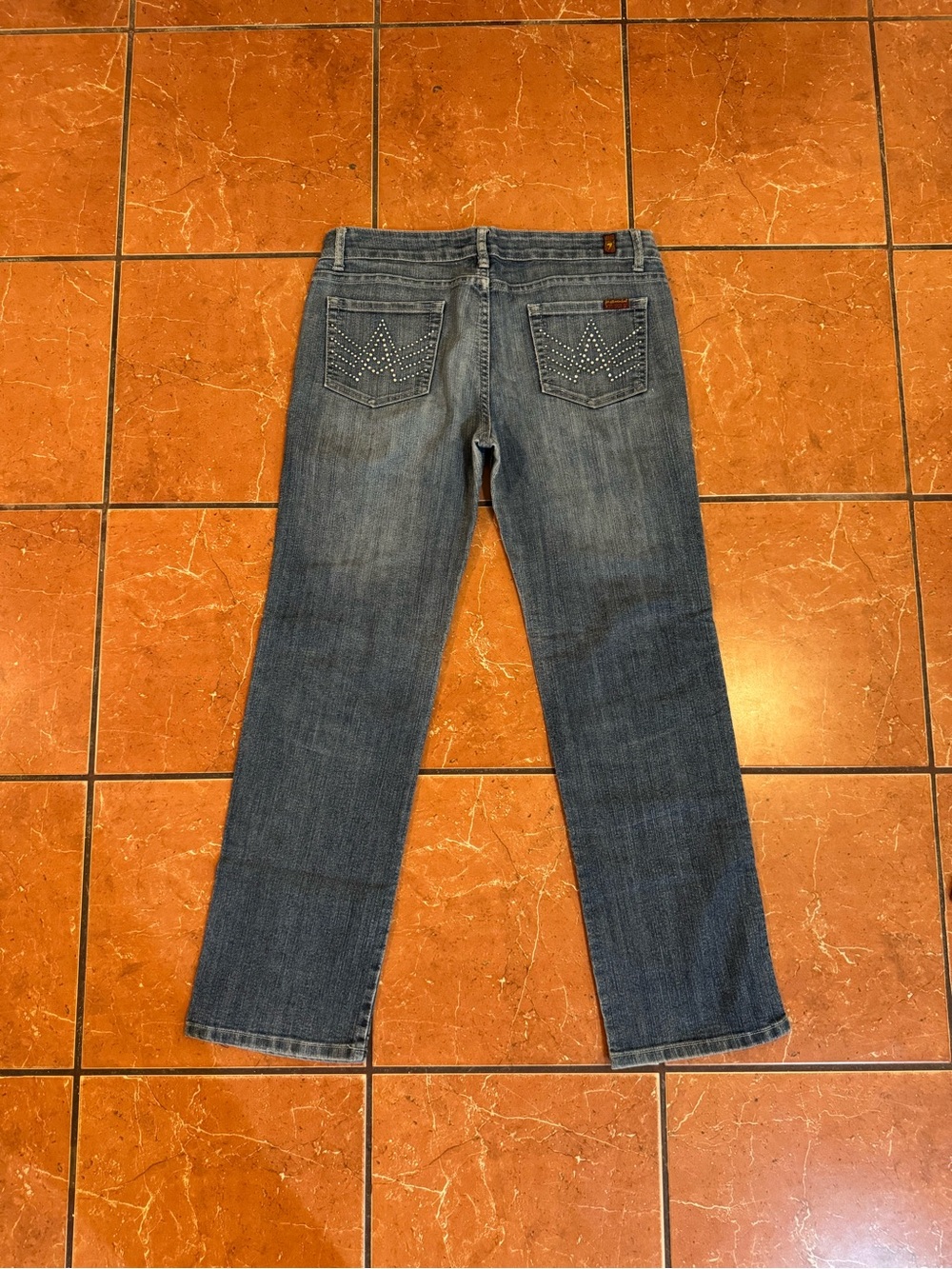 7 For All Mankind Women’s Straight Leg Jeans Size 29 Dark Wash Rhinestone Pocket